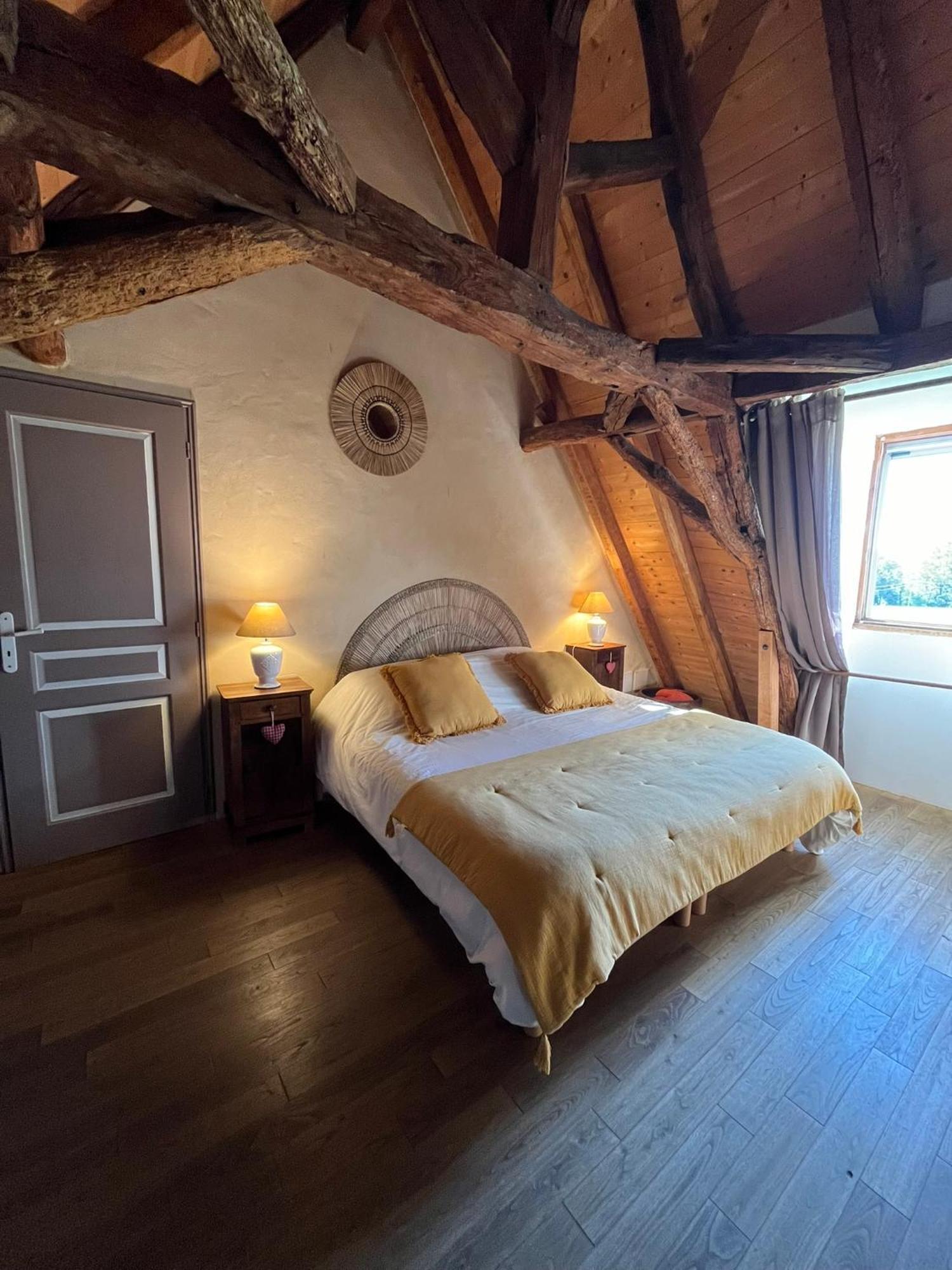 Chambre D'Hotes La Ferme De La Croix. Saint-Avit-Sénieur Exteriör bild